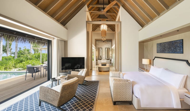 2. King Beach Villa Bedroom